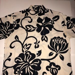 Nautica Button up shirt🔥💯